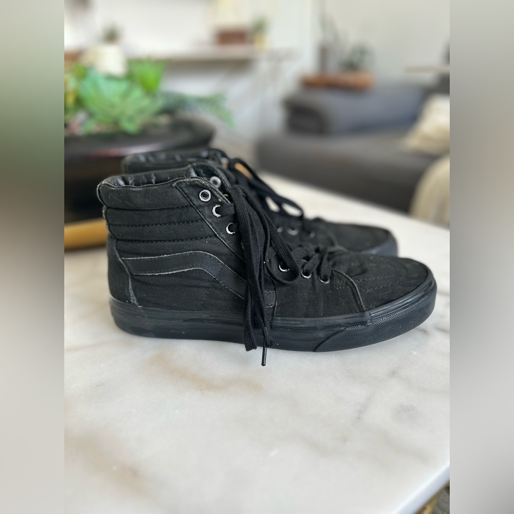 Vans High Top Skate Shoe All Black Off the Wall Canvas Mens Size 10